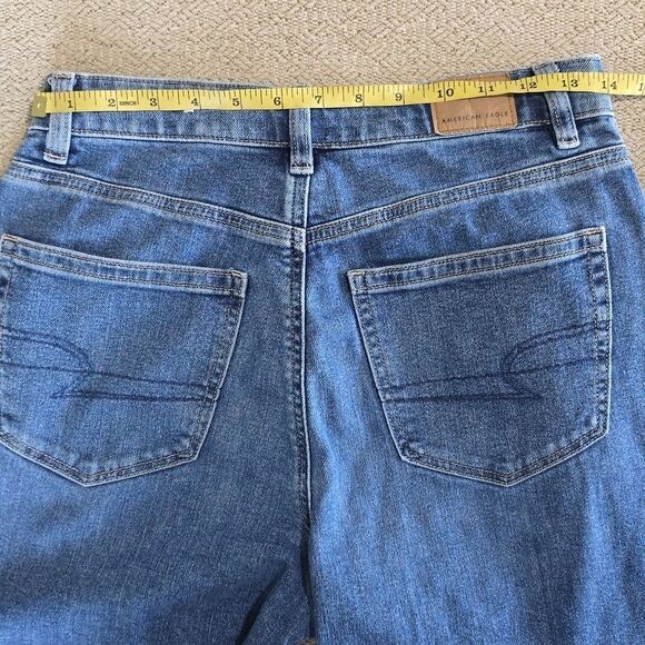 American Eagle Outfitters Mom Jean Denim Jeans - Size 2 - Picture 8 of 12